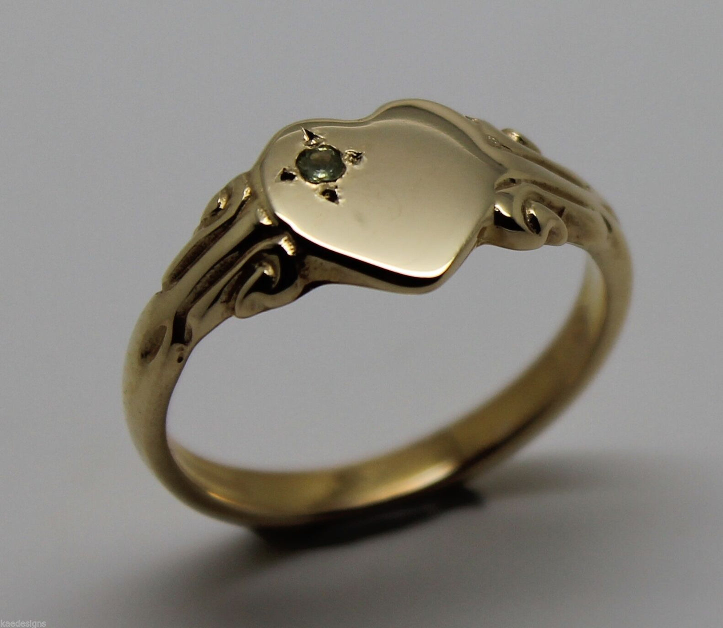 Size Q August Birthstone 9ct 9k 375 Yellow, Rose or White Gold Green Peridot Stone Heart Signet Ring