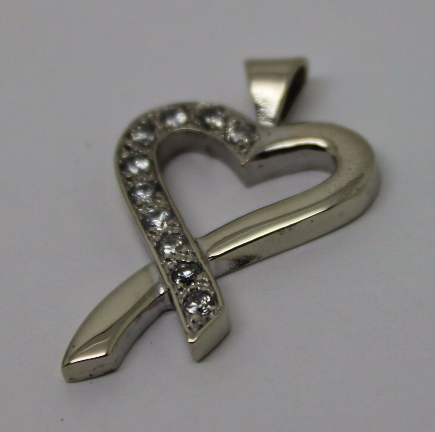 Genuine 9ct 9k 375 White Gold Cubic Zirconia Heart Pendant