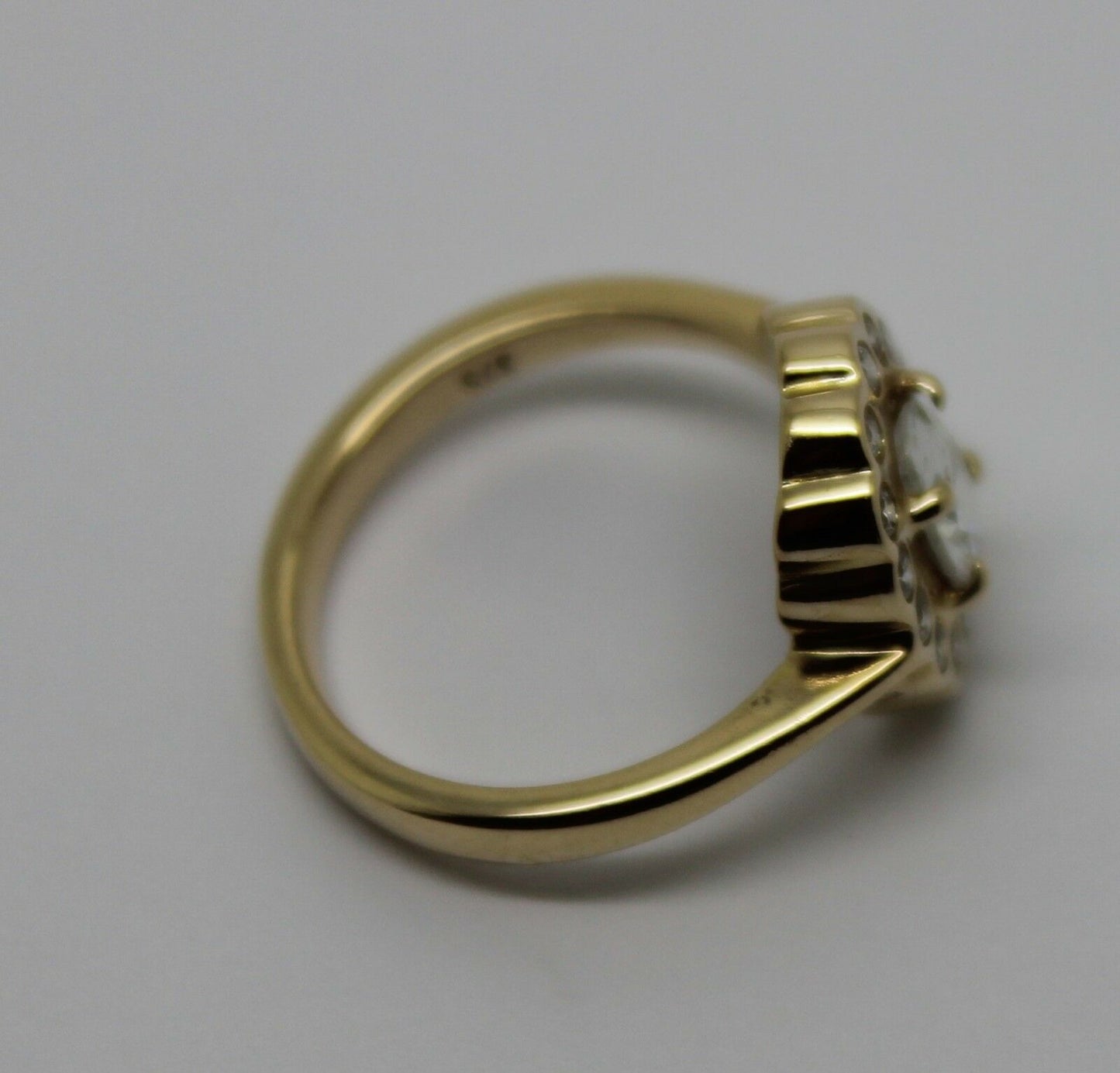 Size L Genuine 9ct Yellow Gold Oval Cubic Zirconia Ring