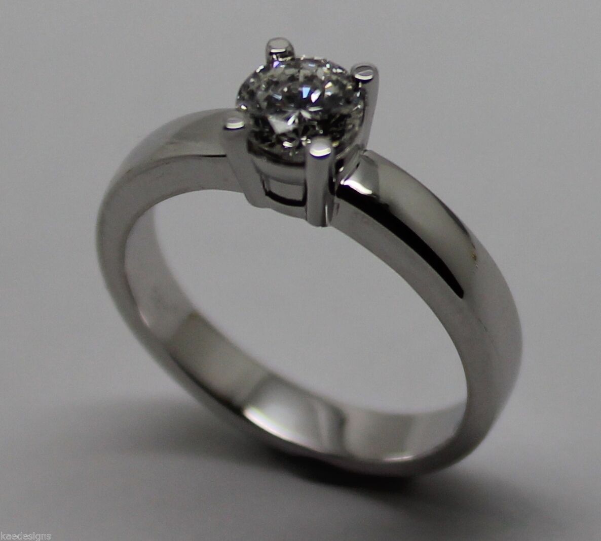 Genuine 18ct 18k Solid White Gold Round Cut Ring Size J 1/2