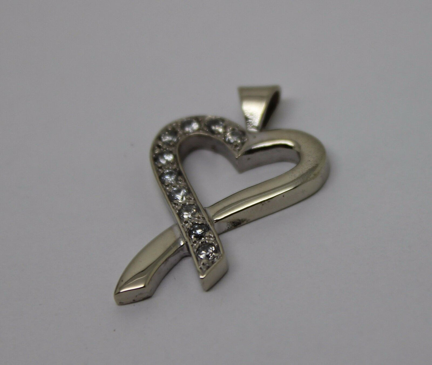 Genuine 9ct 9k 375 White Gold Cubic Zirconia Heart Pendant
