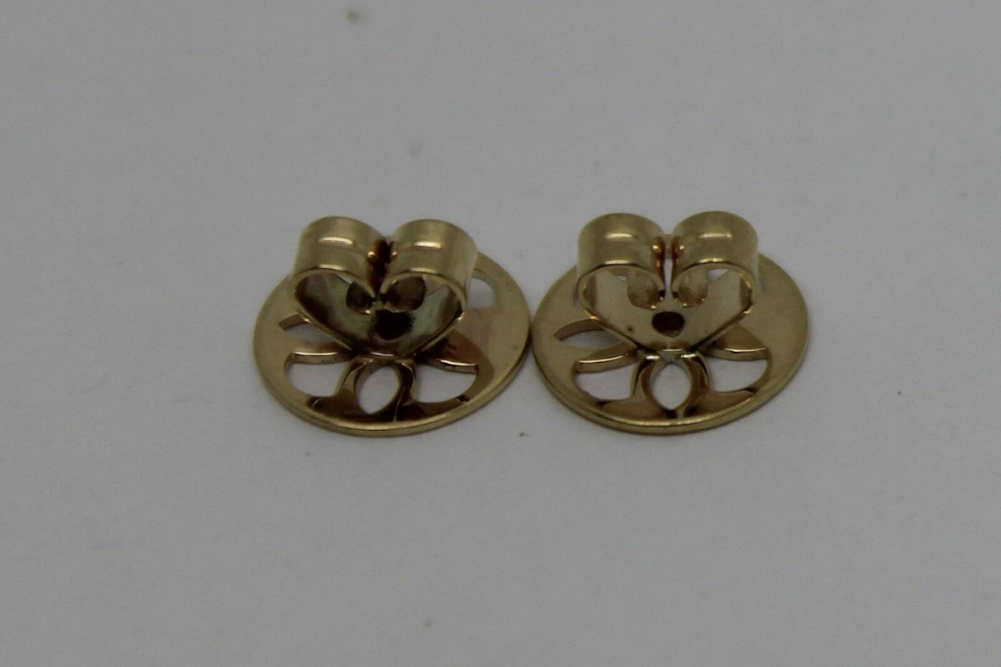 Genuine 9ct or 18ct Yellow or White Gold Filigree Disc Earrings Butterfly Backs