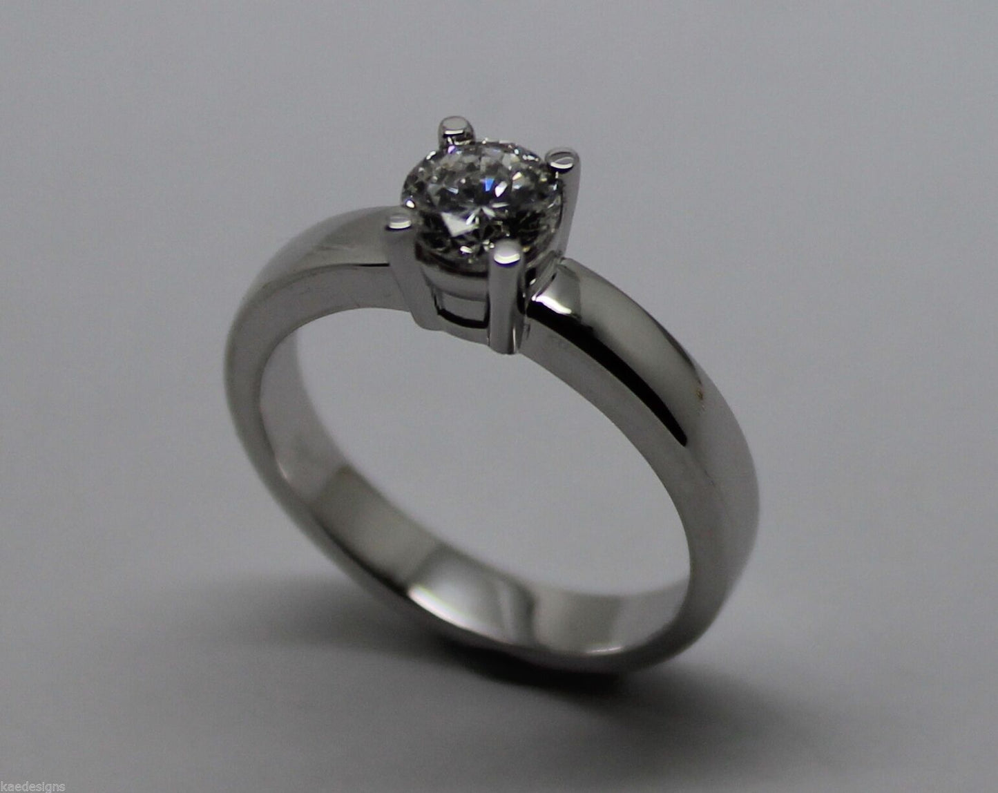 Genuine 18ct 18k Solid White Gold Round Cut Ring Size J 1/2