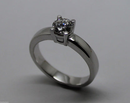 Genuine 18ct 18k Solid White Gold Round Cut Ring Size J 1/2