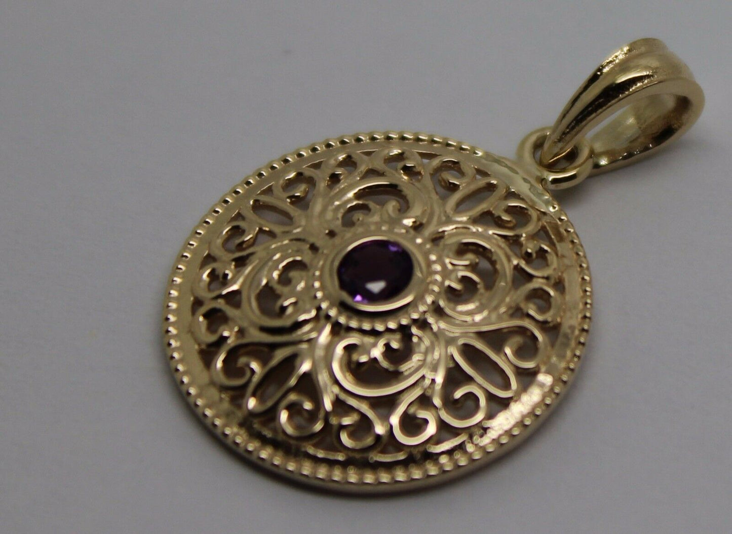 Kaedesigns, 9ct Yellow Gold or White Gold or Rose Gold filigree Amethyst Pendant