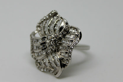 Genuine 18ct 750 Flower Cubic Zirconia White Gold Dress Ring