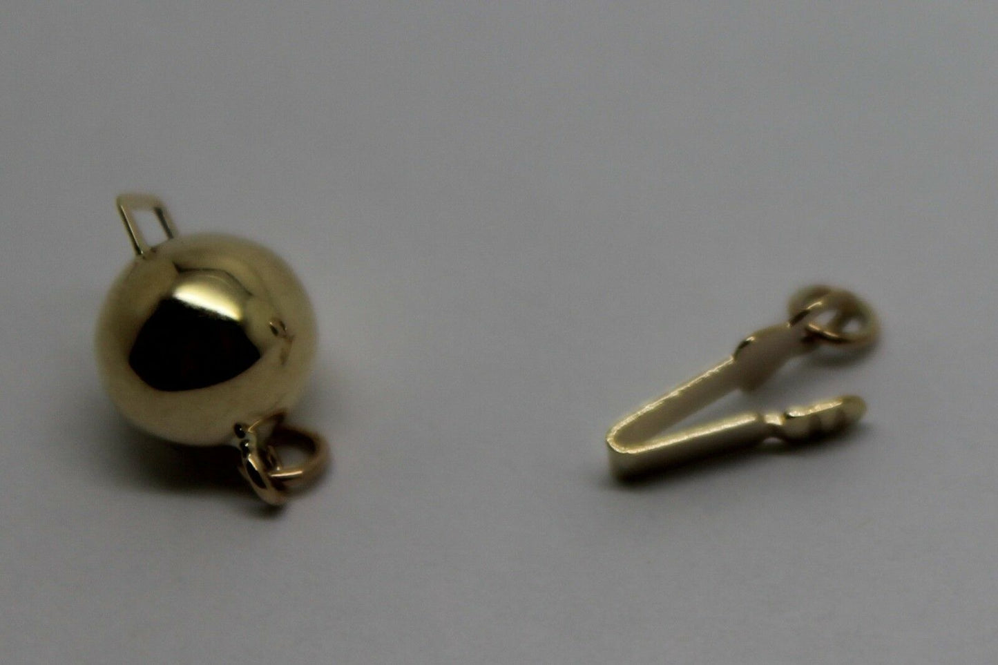 Genuine 9ct Yellow Gold 6mm, 7mm, 8mm & 10mm Plain Ball Pearl Clasp