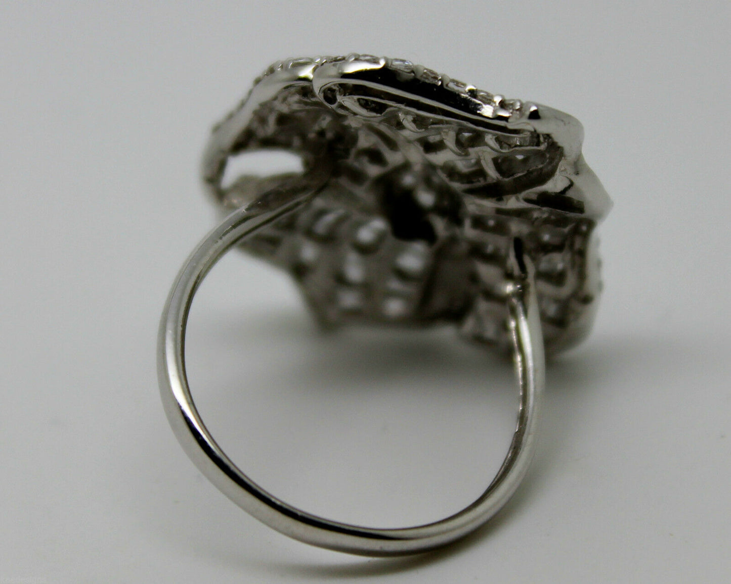 Genuine 18ct 750 Flower Cubic Zirconia White Gold Dress Ring