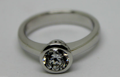 Genuine Cubic Zirconia 9ct Solid White Gold  Ring Size Q