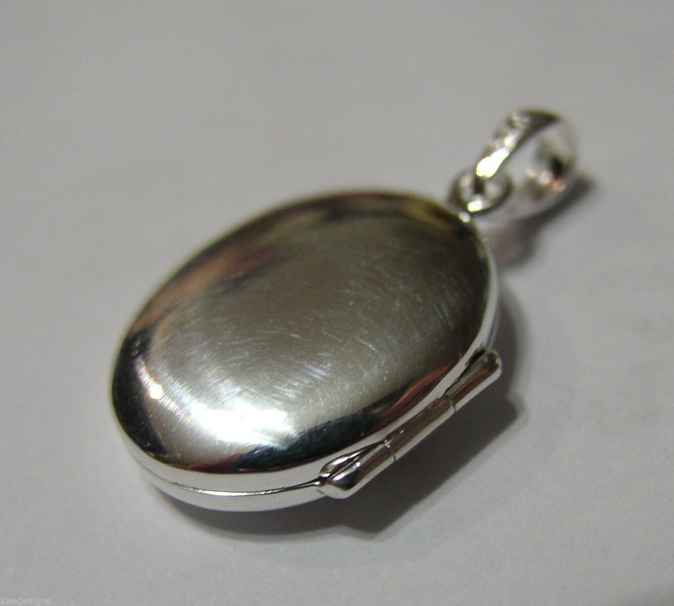 Genuine Sterling Silver 925 Oval Locket Pendant With 2 Photos