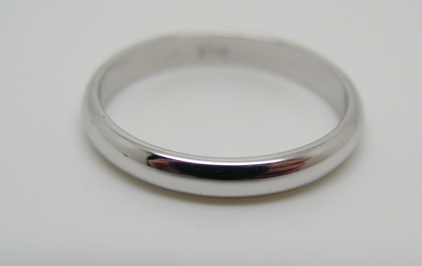Size Q1/2 18ct White Gold Full Solid 2.6mm Wedding Band Ring Hallmarked 750