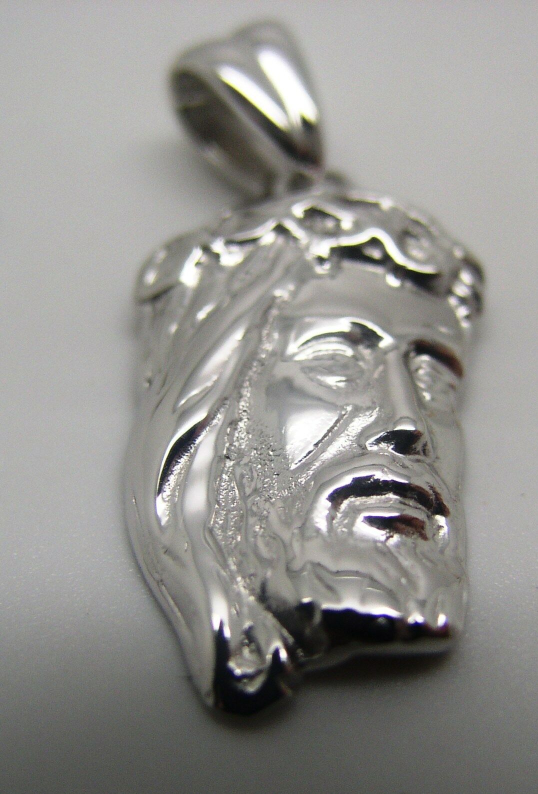 Kaedesigns,  New Genuine heavy Sterling silver 925 Jesus Pendant Religious