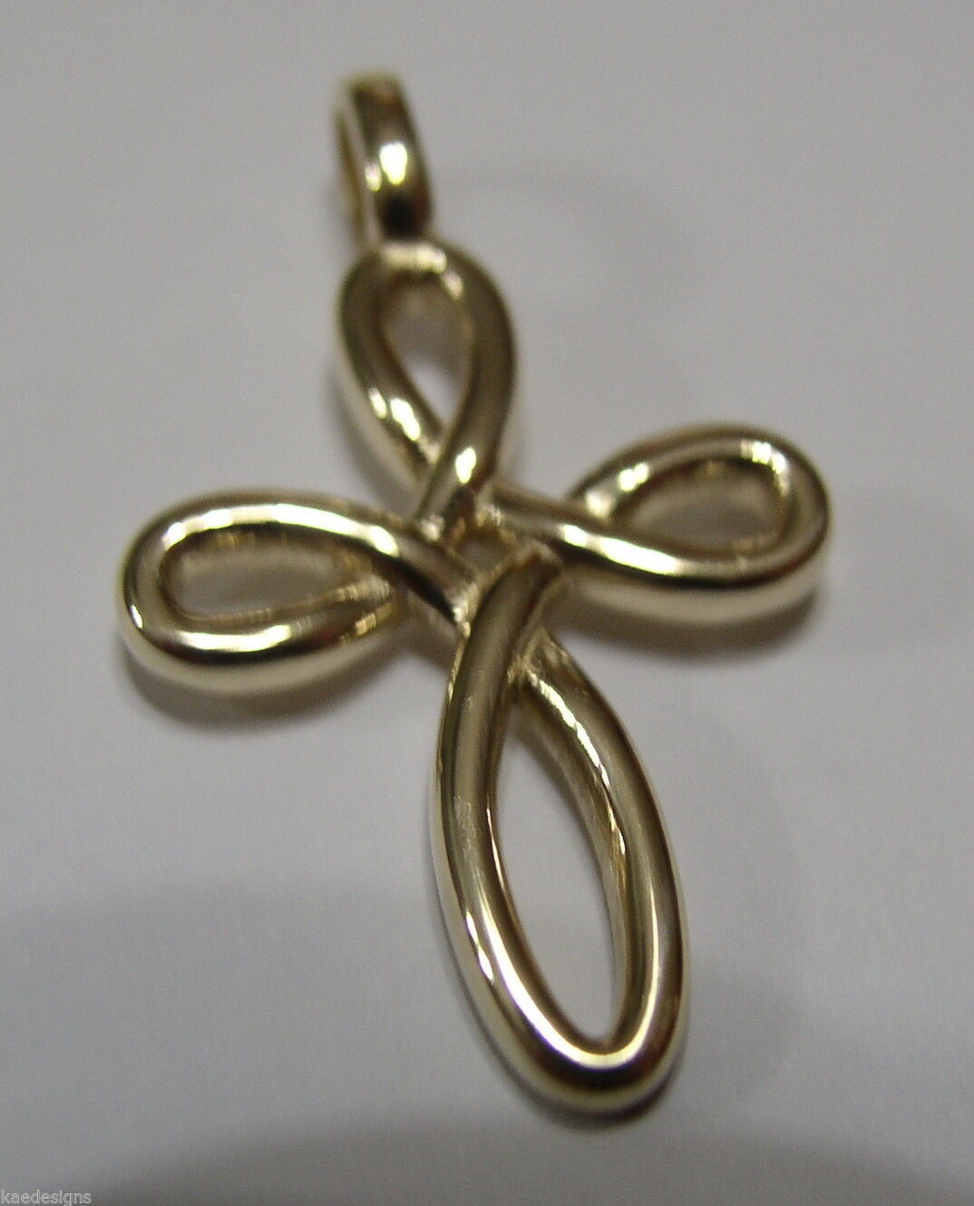 Kaedesigns, Genuine 9ct 9K Yellow, Rose or White Gold Medium Size Celtic Cross Pendant