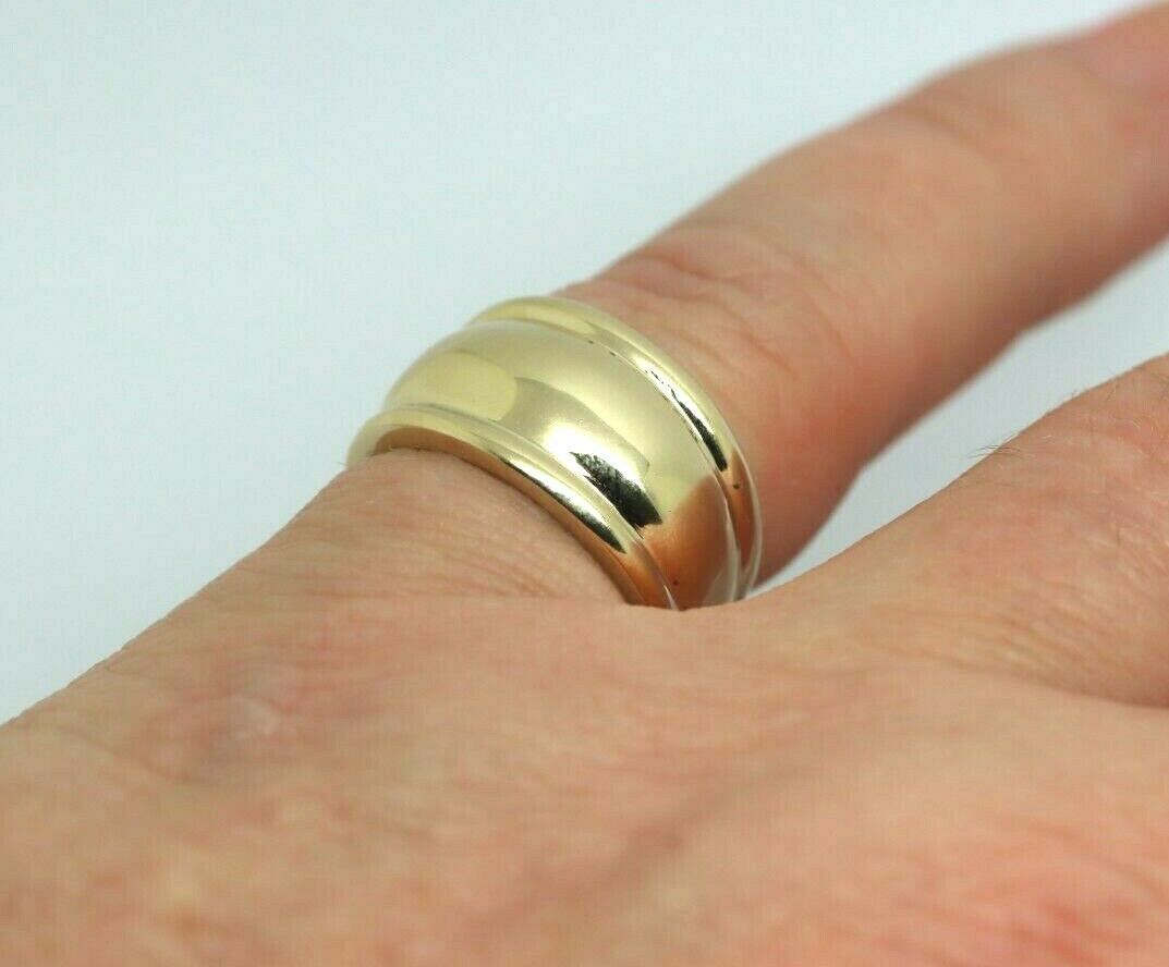 Size J Genuine 9ct Solid Yellow Gold Ridged Heavy 10mm Dome Ring