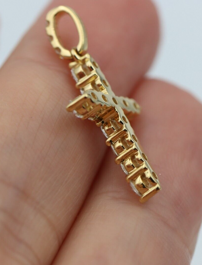0.699cts Genuine 18ct 750 Yellow Gold Round Diamond Cross Pendant