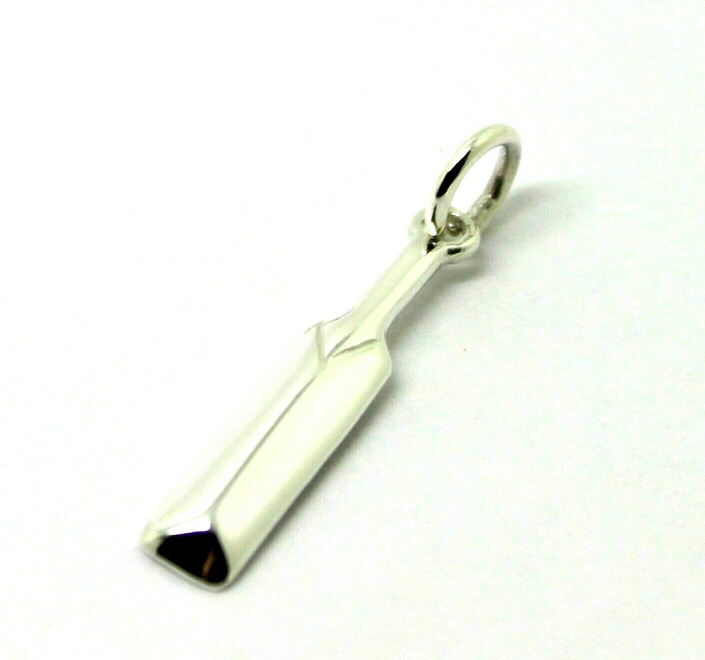 Kaedesigns Sterling Silver 375 Solid Small Cricket Bat Pendant or Charm