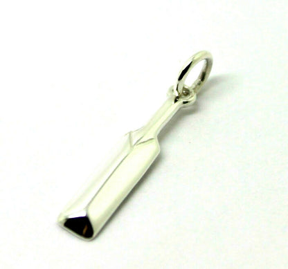 Kaedesigns Sterling Silver 375 Solid Small Cricket Bat Pendant or Charm